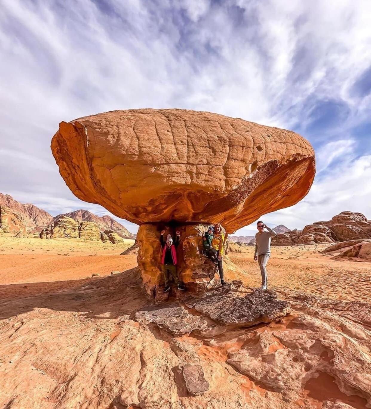 Tamim Luxury Wadi Rum Camp 外观 照片